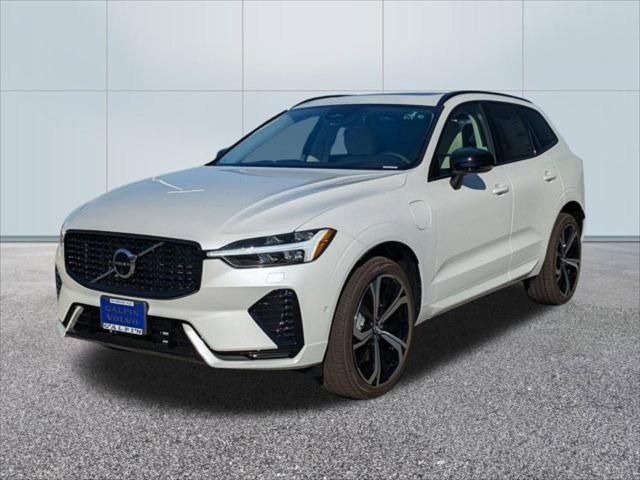 2025 Volvo XC60 Plug-In Hybrid Ultra