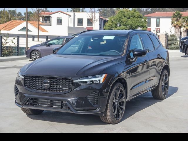 2025 Volvo XC60 Plug-In Hybrid Ultra Black Edition