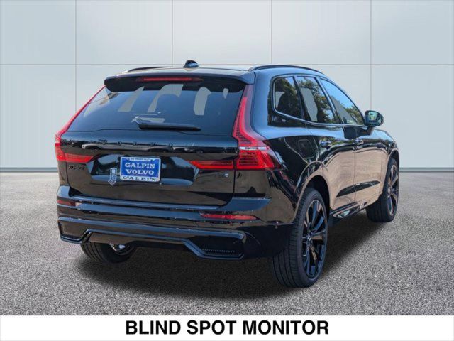 2025 Volvo XC60 Plug-In Hybrid Ultra Black Edition