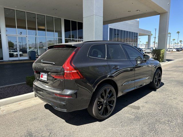 2025 Volvo XC60 Plug-In Hybrid Ultra Black Edition