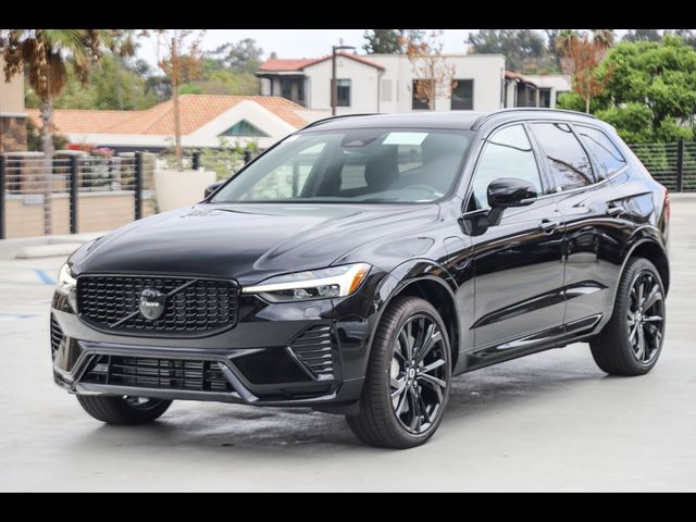 2025 Volvo XC60 Plug-In Hybrid Ultra Black Edition