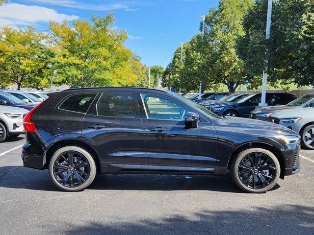 2025 Volvo XC60 Plug-In Hybrid Ultra Black Edition