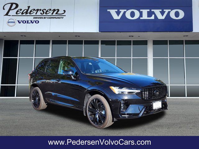 2025 Volvo XC60 Plug-In Hybrid Ultra Black Edition