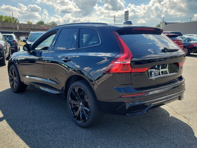 2025 Volvo XC60 Plug-In Hybrid Ultra Black Edition