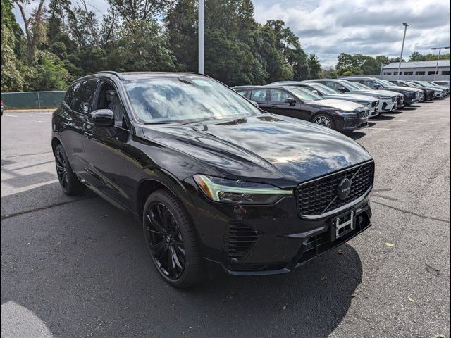 2025 Volvo XC60 Plug-In Hybrid Ultra Black Edition