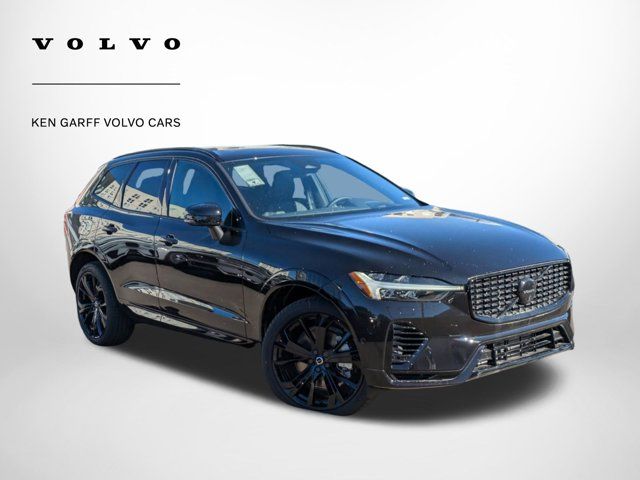 2025 Volvo XC60 Plug-In Hybrid Ultra Black Edition