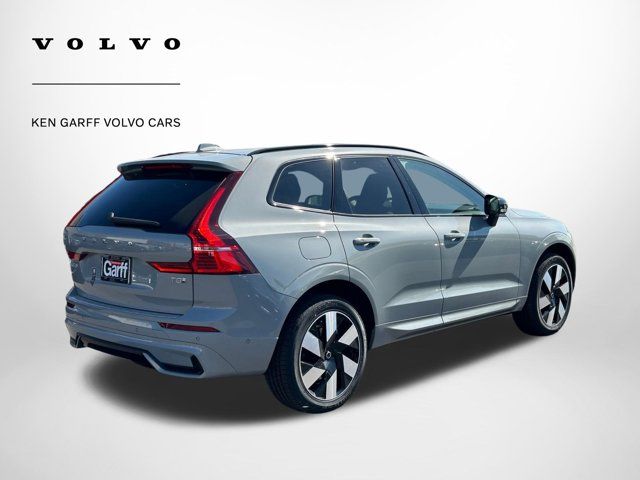 2025 Volvo XC60 Plug-In Hybrid Plus