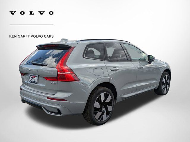 2025 Volvo XC60 Plug-In Hybrid Plus