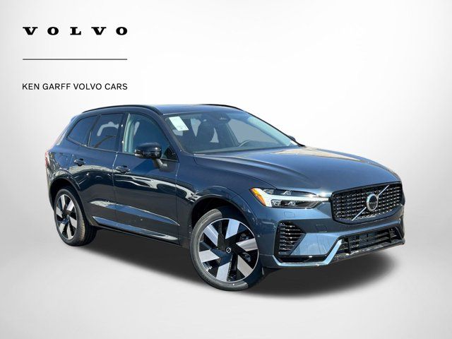 2025 Volvo XC60 Plug-In Hybrid Plus