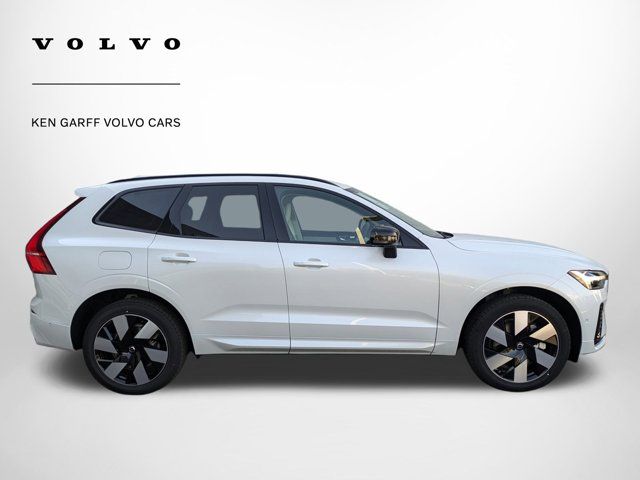 2025 Volvo XC60 Plug-In Hybrid Plus