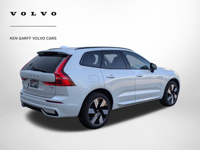 2025 Volvo XC60 Plug-In Hybrid Plus