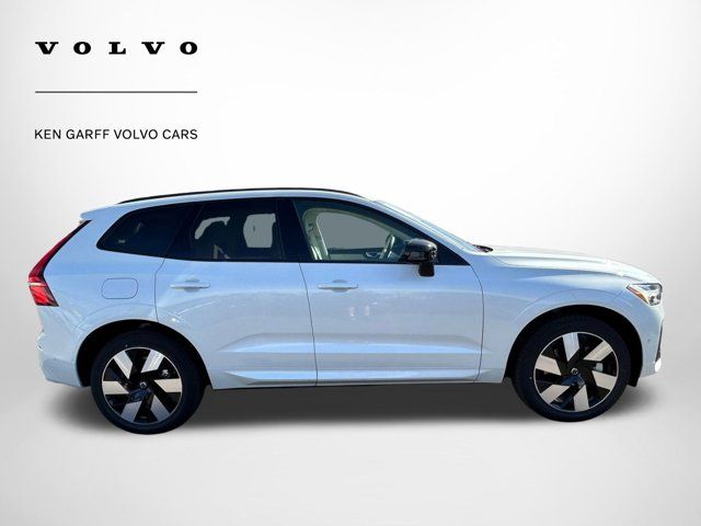 2025 Volvo XC60 Plug-In Hybrid Plus