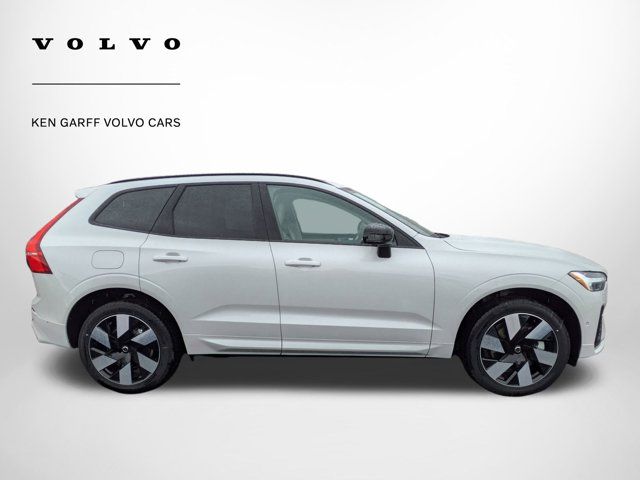 2025 Volvo XC60 Plug-In Hybrid Plus