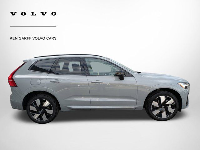 2025 Volvo XC60 Plug-In Hybrid Plus