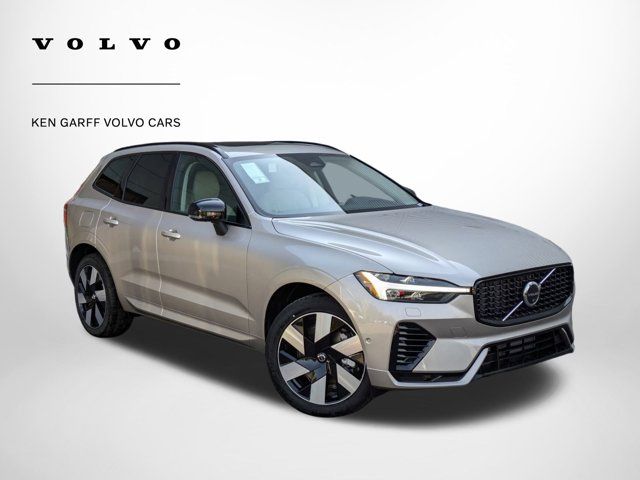 2025 Volvo XC60 Plug-In Hybrid Plus