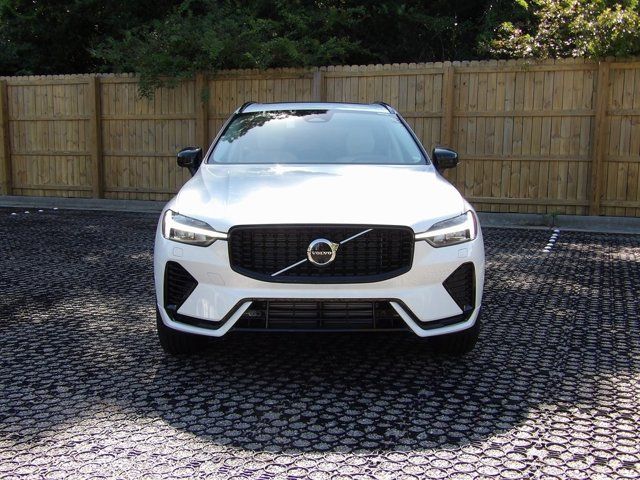 2025 Volvo XC60 Plug-In Hybrid Plus