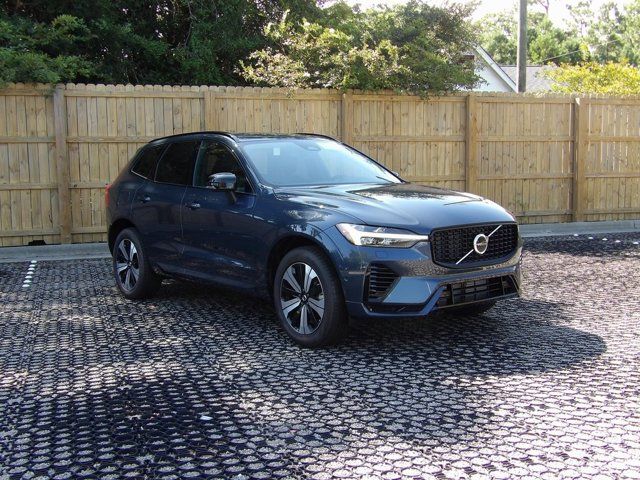 2025 Volvo XC60 Plug-In Hybrid Plus