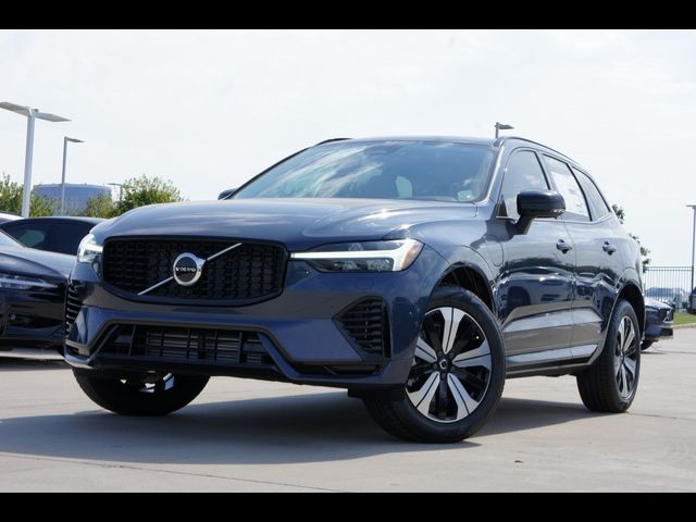 2025 Volvo XC60 Plug-In Hybrid Core