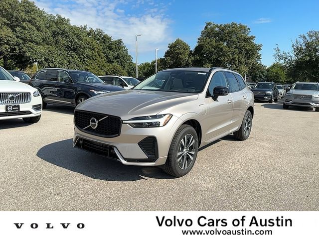 2025 Volvo XC60 Plug-In Hybrid Core