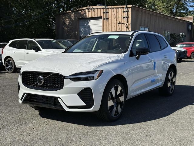 2025 Volvo XC60 Plug-In Hybrid Plus