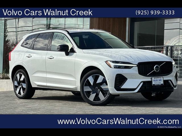 2025 Volvo XC60 Plug-In Hybrid Plus