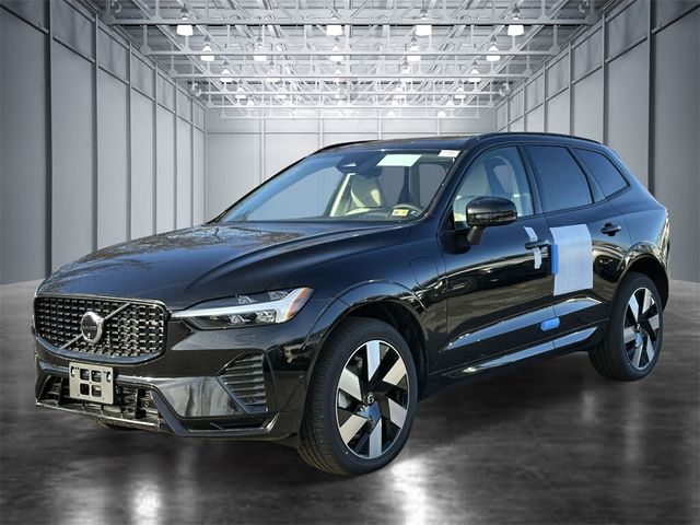 2025 Volvo XC60 Plug-In Hybrid Plus