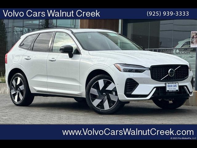 2025 Volvo XC60 Plug-In Hybrid Plus