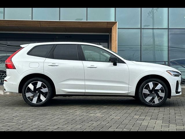 2025 Volvo XC60 Plug-In Hybrid Plus