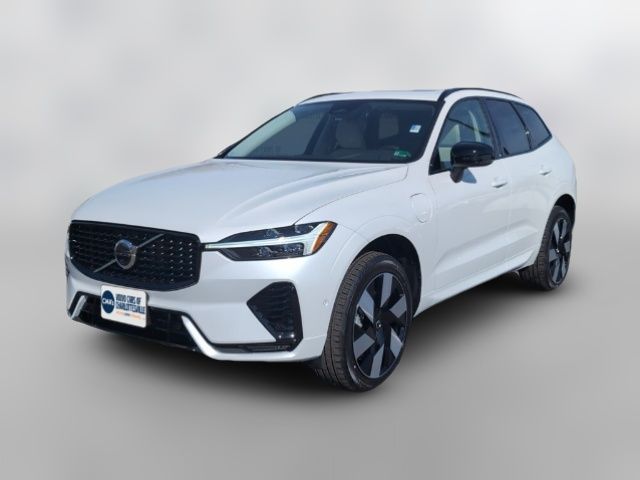 2025 Volvo XC60 Plug-In Hybrid Plus