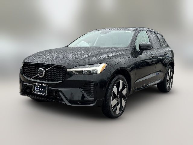 2025 Volvo XC60 Plug-In Hybrid Plus