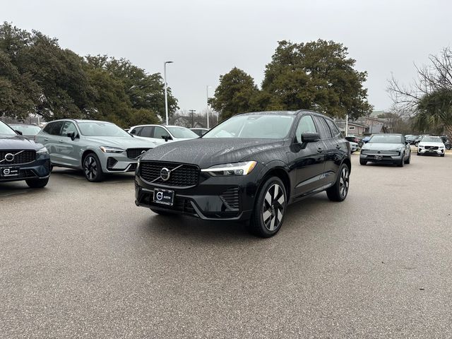 2025 Volvo XC60 Plug-In Hybrid Plus