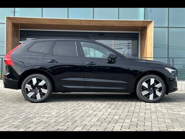 2025 Volvo XC60 Plug-In Hybrid Plus