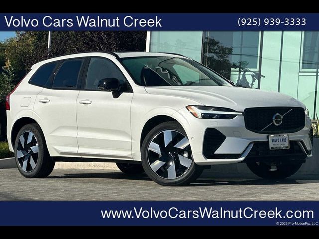 2025 Volvo XC60 Plug-In Hybrid Plus