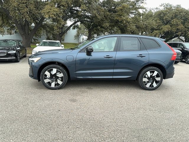 2025 Volvo XC60 Plug-In Hybrid Plus