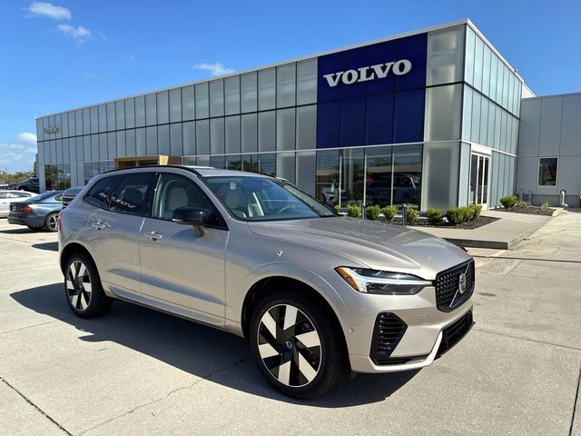 2025 Volvo XC60 Plug-In Hybrid Plus