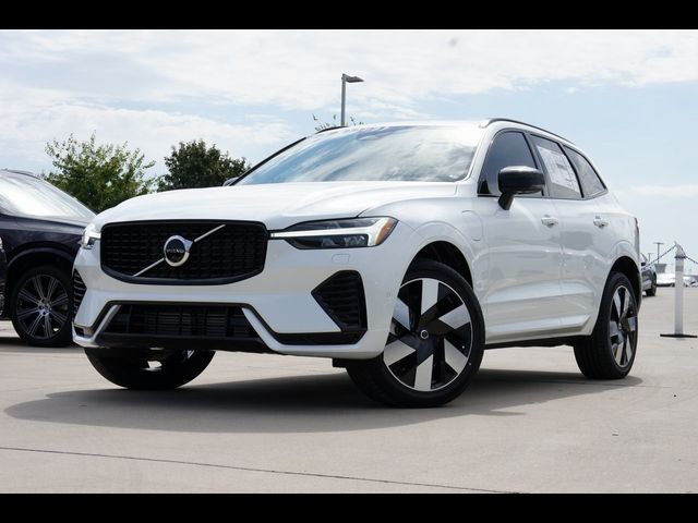 2025 Volvo XC60 Plug-In Hybrid Plus