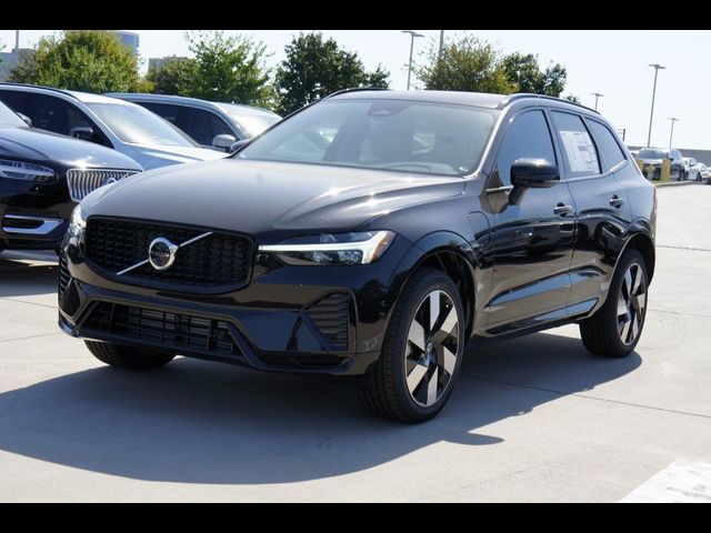 2025 Volvo XC60 Plug-In Hybrid Plus