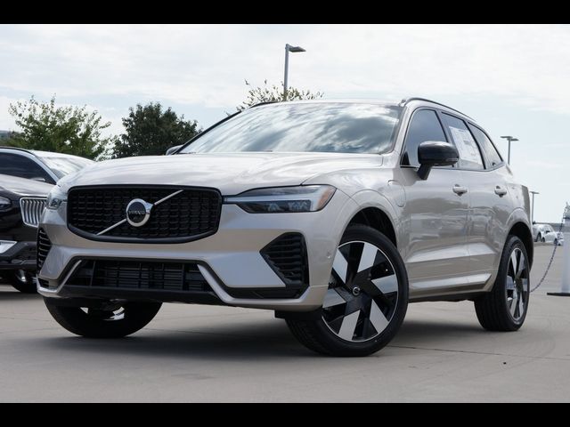 2025 Volvo XC60 Plug-In Hybrid Plus