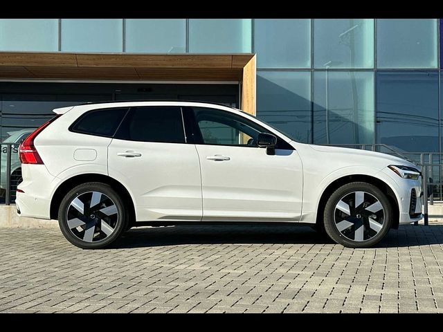 2025 Volvo XC60 Plug-In Hybrid Plus