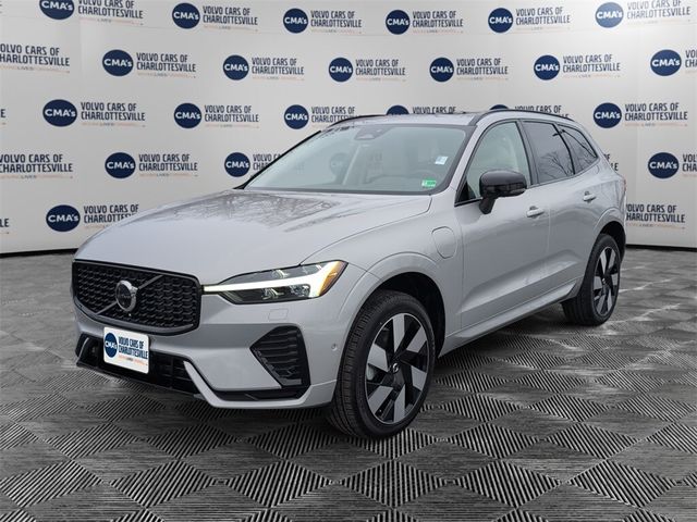 2025 Volvo XC60 Plug-In Hybrid Plus