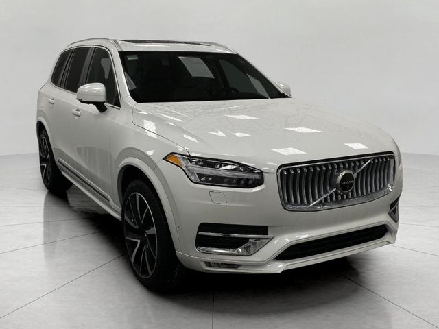 2025 Volvo XC90 Plus