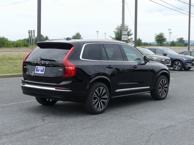 2025 Volvo XC90 Plug-In Hybrid Plus