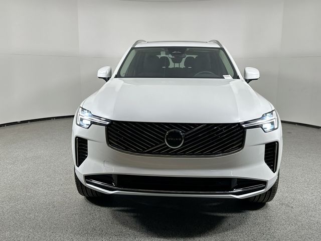 2025 Volvo XC90 Core