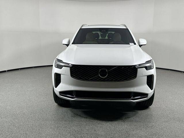 2025 Volvo XC90 Core