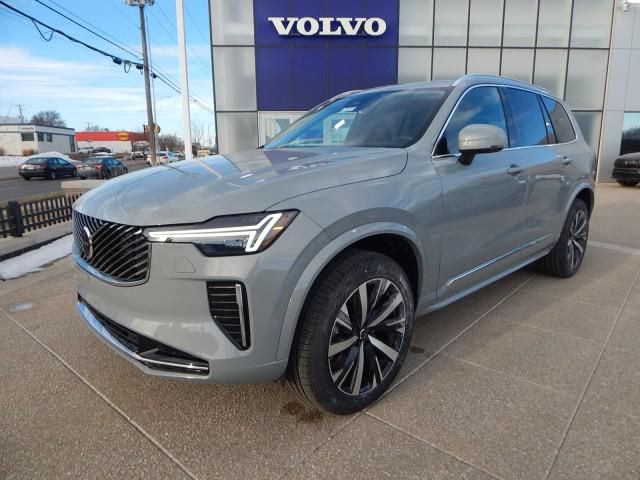 2025 Volvo XC90 Core