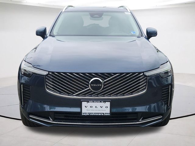 2025 Volvo XC90 Core