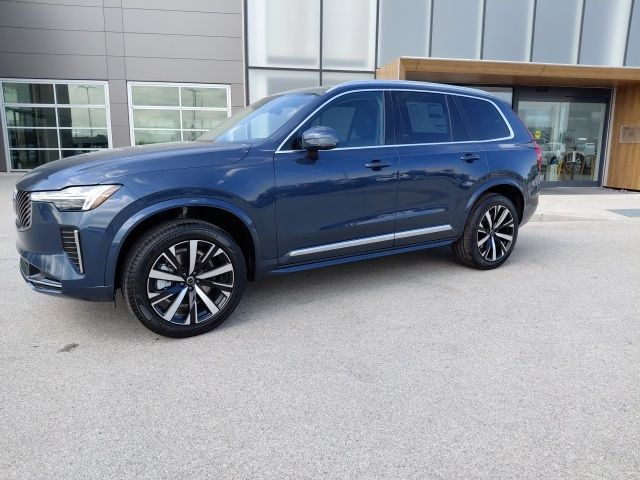 2025 Volvo XC90 Core