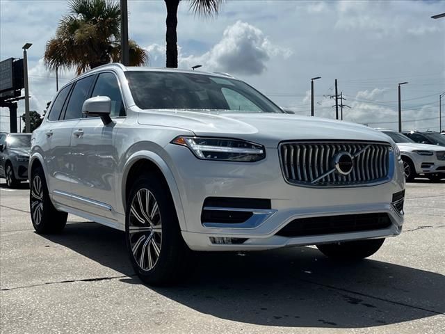 2025 Volvo XC90 Core