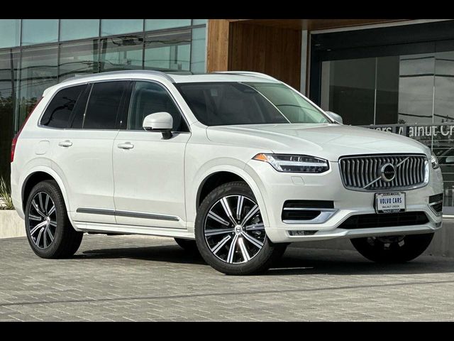 2025 Volvo XC90 Core