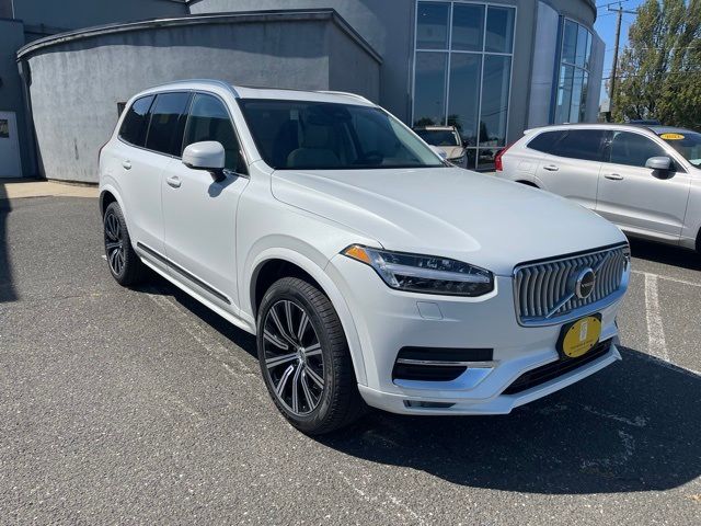 2025 Volvo XC90 Core